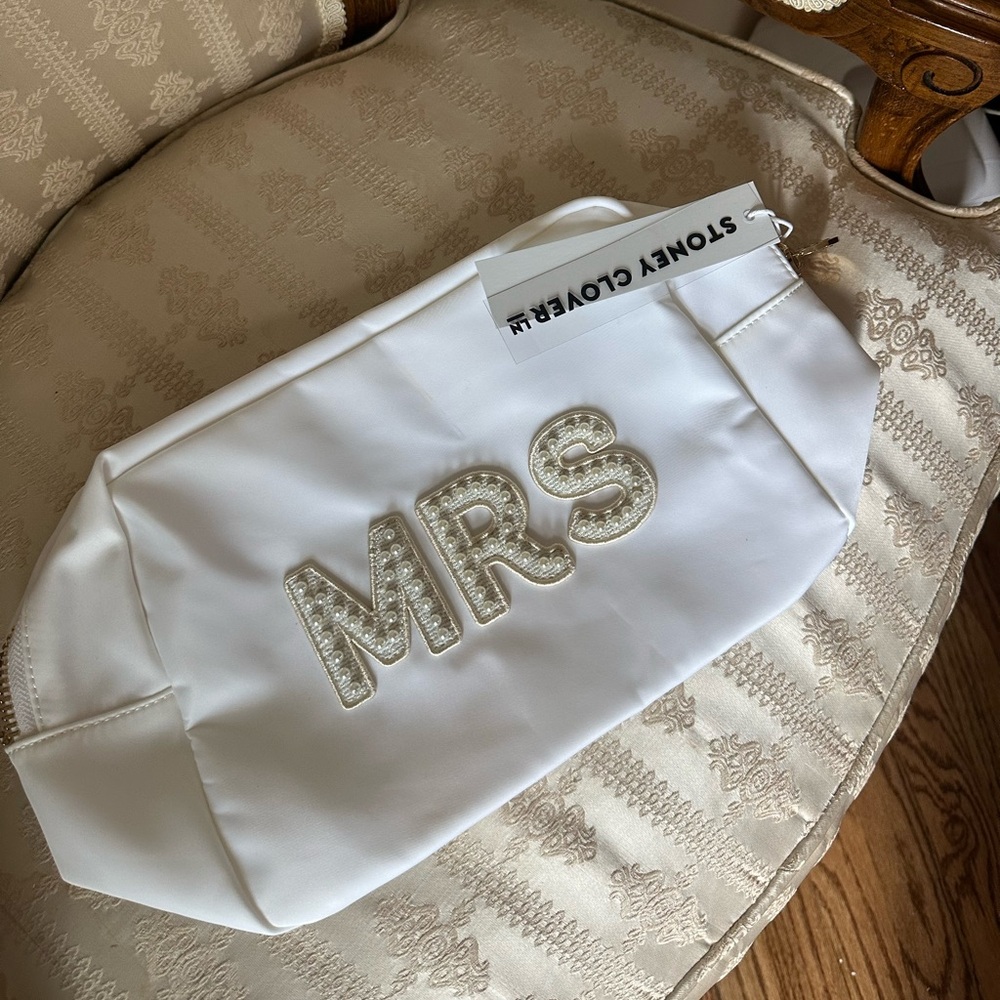 Stony Clover Mrs Large Pouch